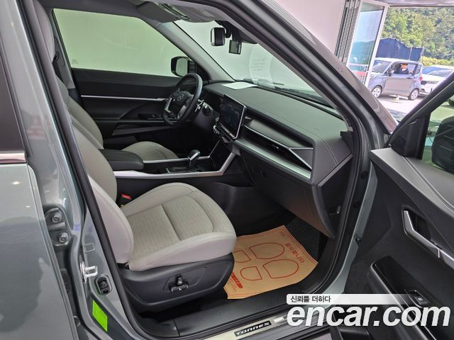 KG Mobility (SsangYong) Torres Gasoline 1.5 2WD T7 2023 — фото 23