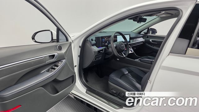 Hyundai Sonata The Edge (DN8) 1.6 Turbo Exclusive 2024 — фото 10