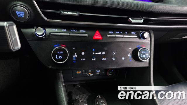 Hyundai Sonata The Edge (DN8) 1.6 Turbo Exclusive 2024 — фото 17