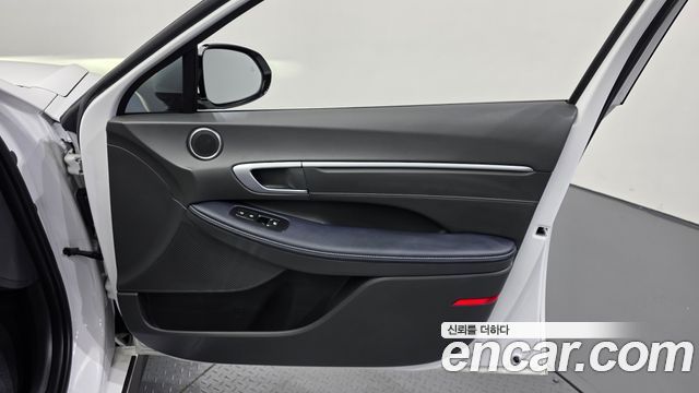 Hyundai Sonata The Edge (DN8) 1.6 Turbo Exclusive 2024 — фото 25