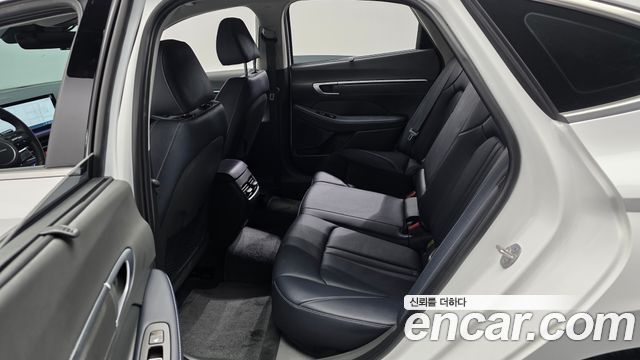 Hyundai Sonata The Edge (DN8) 1.6 Turbo Exclusive 2024 — фото 26
