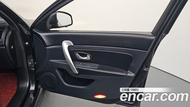 Renault Korea SM5 Platinum SE Standard 2014 — фото 24