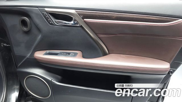 Lexus RX450h (IV) Executive 2019 — фото 30