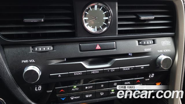 Lexus RX450h (IV) Executive 2019 — фото 35