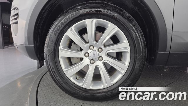 Land Rover Discovery Sport 2.0 TD4 SE 2016 — фото 5