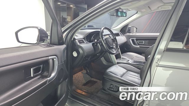 Land Rover Discovery Sport 2.0 TD4 SE 2016 — фото 10