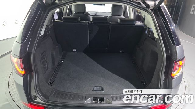 Land Rover Discovery Sport 2.0 TD4 SE 2016 — фото 24