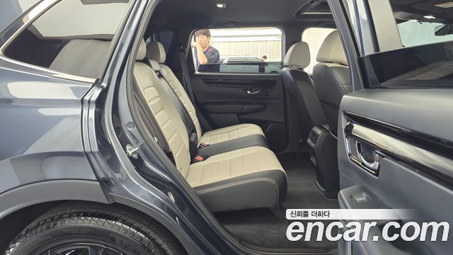 Honda CR-V (VI) 2.0 Hybrid Touring 2WD 2024 — фото 11