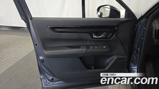 Honda CR-V (VI) 2.0 Hybrid Touring 2WD 2024 — фото 24