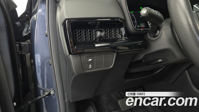 Honda CR-V (VI) 2.0 Hybrid Touring 2WD 2024 — фото 27