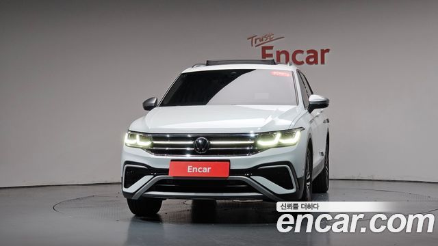 Volkswagen Tiguan Allspace 2.0 TSI Prestige 2023 — фото 3