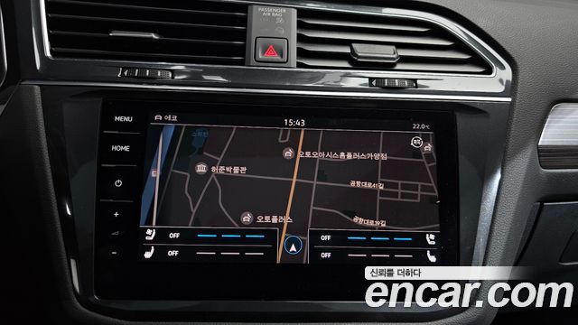 Volkswagen Tiguan Allspace 2.0 TSI Prestige 2023 — фото 29