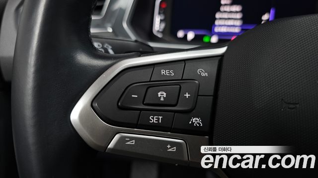 Volkswagen Tiguan Allspace 2.0 TSI Prestige 2023 — фото 37