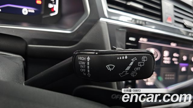 Volkswagen Tiguan Allspace 2.0 TSI Prestige 2023 — фото 40