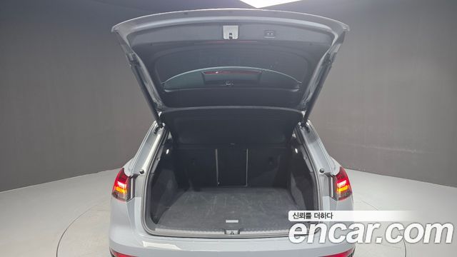 Audi Q4 e-tron (F4) 40 2023 — фото 17