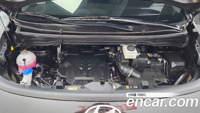Hyundai Staria L3.5 Tourer 11-Seater Modern 2025 — фото 6