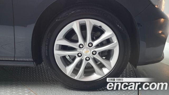 Chevrolet Malibu 1.5 Turbo LTZ 2018 — фото 18