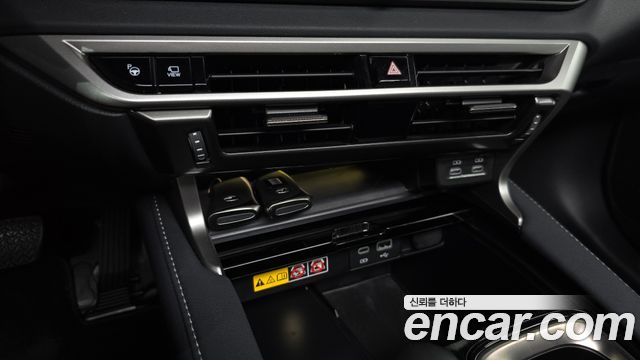 Lexus RX350h (V) Luxury 2025 — фото 31