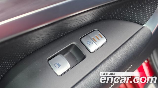 Genesis G70 2.0T Elite 2019 — фото 18