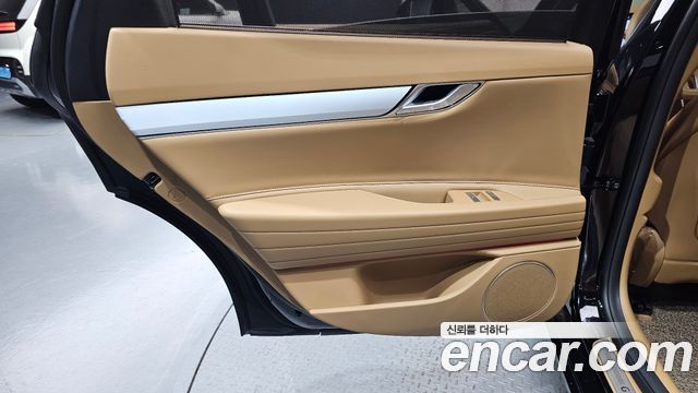 Genesis G80 (RG3) Gasoline 2.5 Turbo AWD 2026 — фото 25