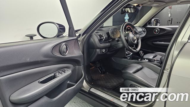 MINI Cooper S Clubman Standard 2nd 2021 — фото 10