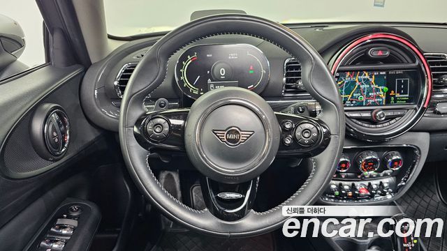 MINI Cooper S Clubman Standard 2nd 2021 — фото 17