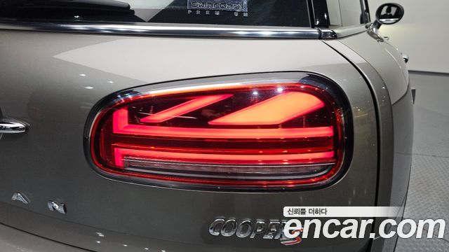MINI Cooper S Clubman Standard 2nd 2021 — фото 29