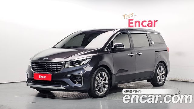 Kia Carnival 9-Seater Noblesse Special 2020 — фото 1
