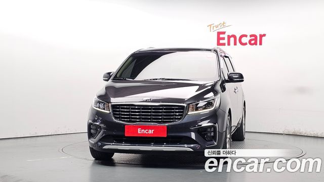 Kia Carnival 9-Seater Noblesse Special 2020 — фото 3