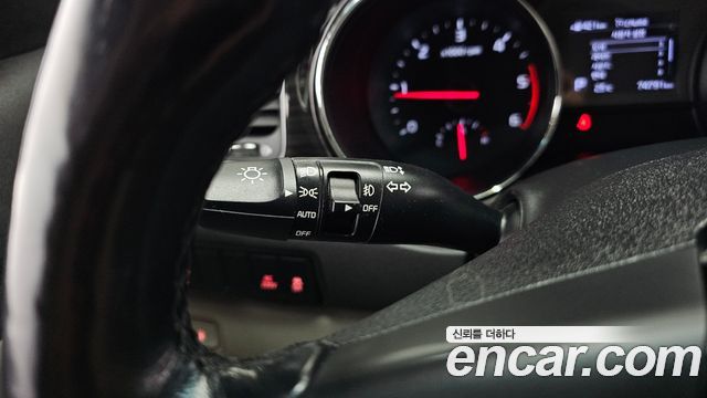 Kia Carnival 9-Seater Noblesse Special 2020 — фото 38