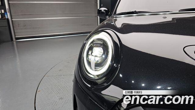 MINI Cooper S Classic Launch Pack Third Generation 2023 — фото 22