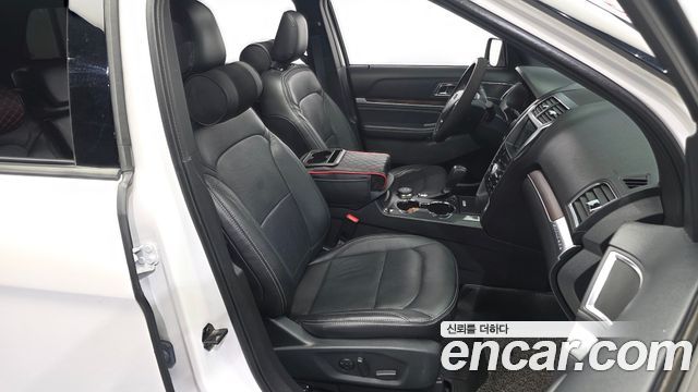 Ford Explorer 2.3 Limited 4WD 5th 2019 — фото 11