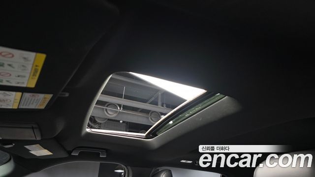 Ford Explorer 2.3 Limited 4WD 5th 2019 — фото 17