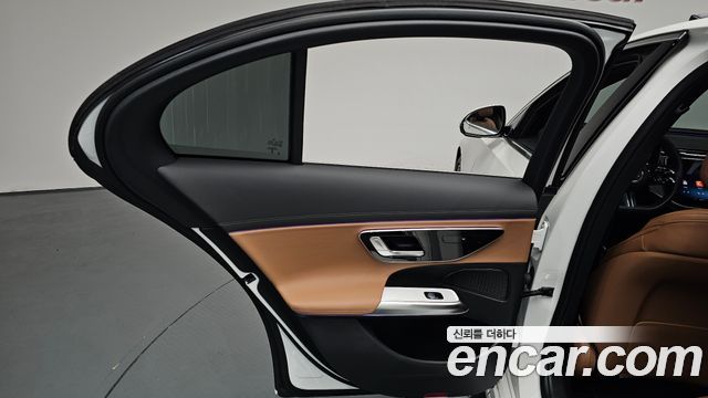 Mercedes-Benz E-Class (W214) E200 AMG Line 2026 — фото 25