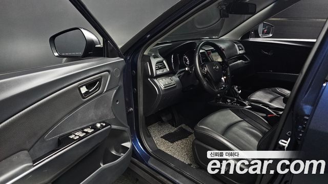 KG Mobility (SsangYong) Tivoli Armor Gear Plus 2WD 2019 — фото 11