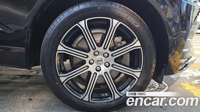 Volvo XC60 (II) D5 Inscription 2019 — фото 4