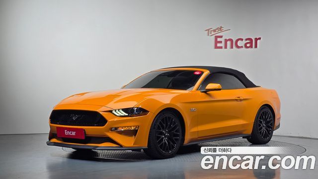 Ford Mustang GT Convertible