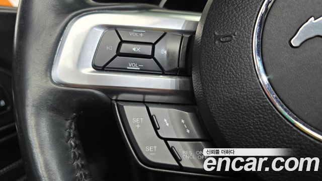 Ford Mustang GT Convertible 2019 — фото 17