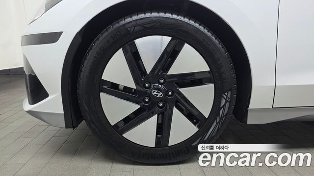 Hyundai Ioniq 6 Long Range AWD Exclusive 2023 — фото 5