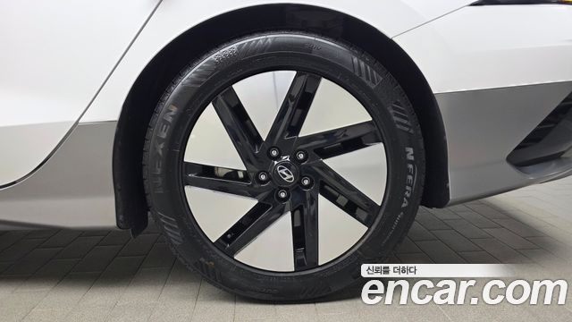 Hyundai Ioniq 6 Long Range AWD Exclusive 2023 — фото 21