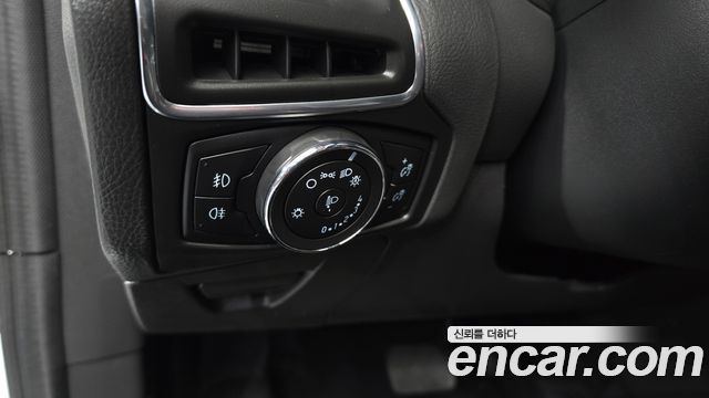 Ford Focus 2.0 Diesel Titanium Hatchback 3rd 2015 — фото 20