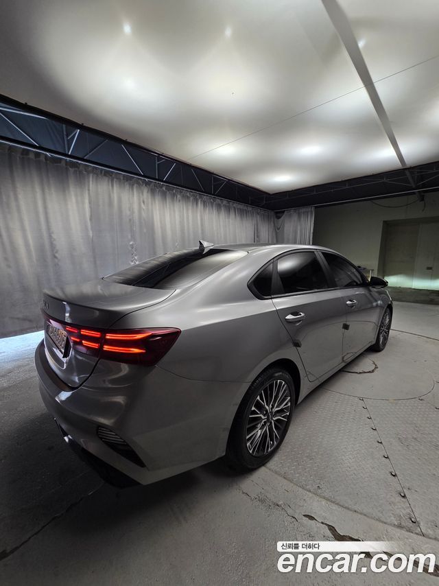 Kia K3 (II) 1.6 Prestige 2023 — фото 23