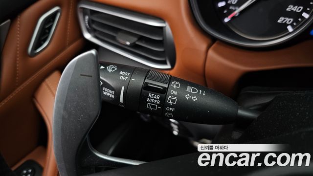 Maserati Levante 3.0 Diesel AWD GranSport 2019 — фото 32