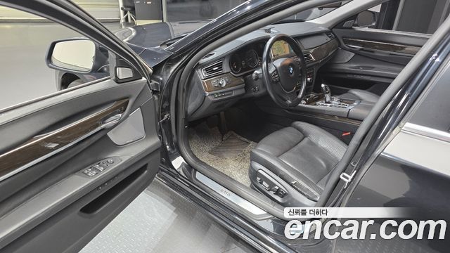 BMW 7 Series (F01) 750Ld xDrive 2015 — фото 10
