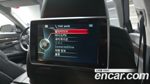 BMW 7 Series (F01) 750Ld xDrive 2015 — фото 17
