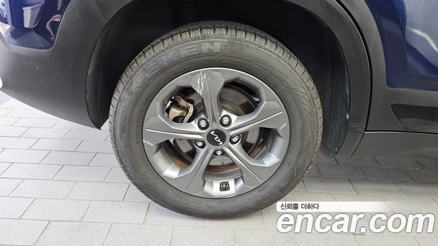 Kia Seltos Gasoline 1.6 Turbo 4WD Prestige 2023 — фото 5