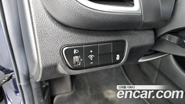 Kia Seltos Gasoline 1.6 Turbo 4WD Prestige 2023 — фото 19