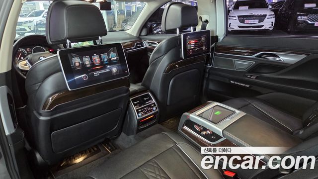 BMW 7 Series (G11) 740Li xDrive 2016 — фото 16