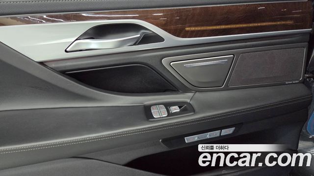 BMW 7 Series (G11) 740Li xDrive 2016 — фото 18