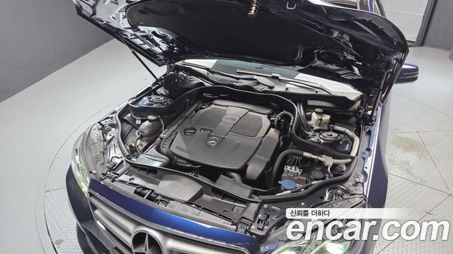 Mercedes-Benz E-Class (W212) E300 4MATIC Avantgarde 2016 — фото 6